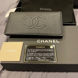 chanel caviar leather timeless CC yen wallet